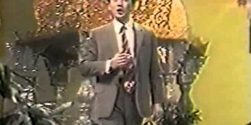 Bài hát tiếng Trung: 500 năm ruộng dâu biển cạn – 五百年桑田沧海